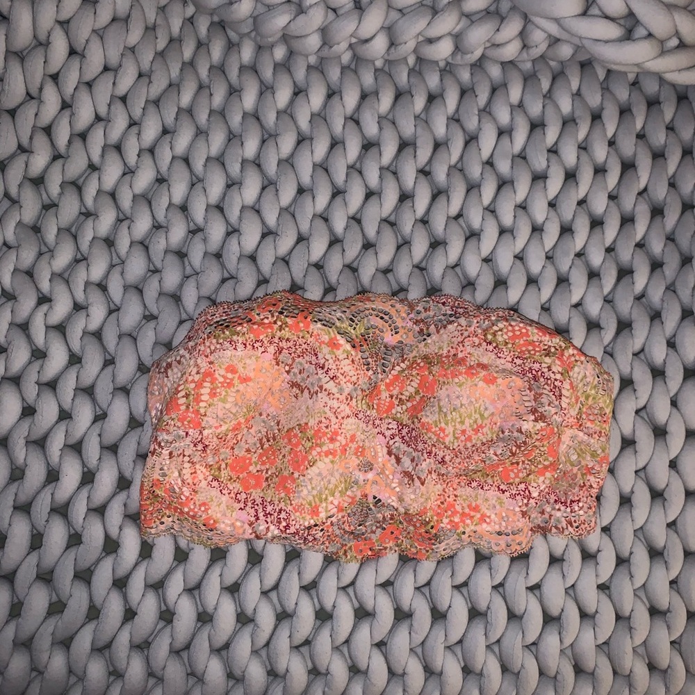 VS Colorful Lace Bra